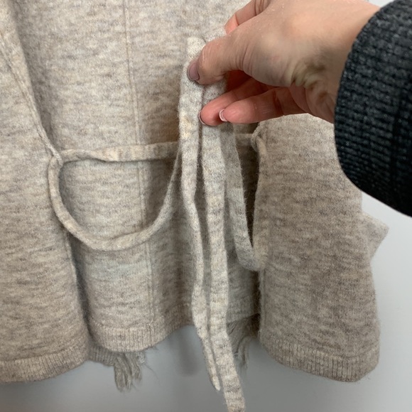 Aritzia Wilfred Free Fei Fei Vest Size Small - Picture 9 of 13